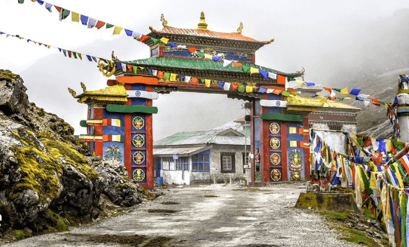 Tawang Gate